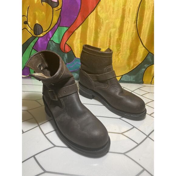 Chippewa Women's Steel Toe Insulated Logger Work Boot Size 6 B Brown - Picture 2 of 11